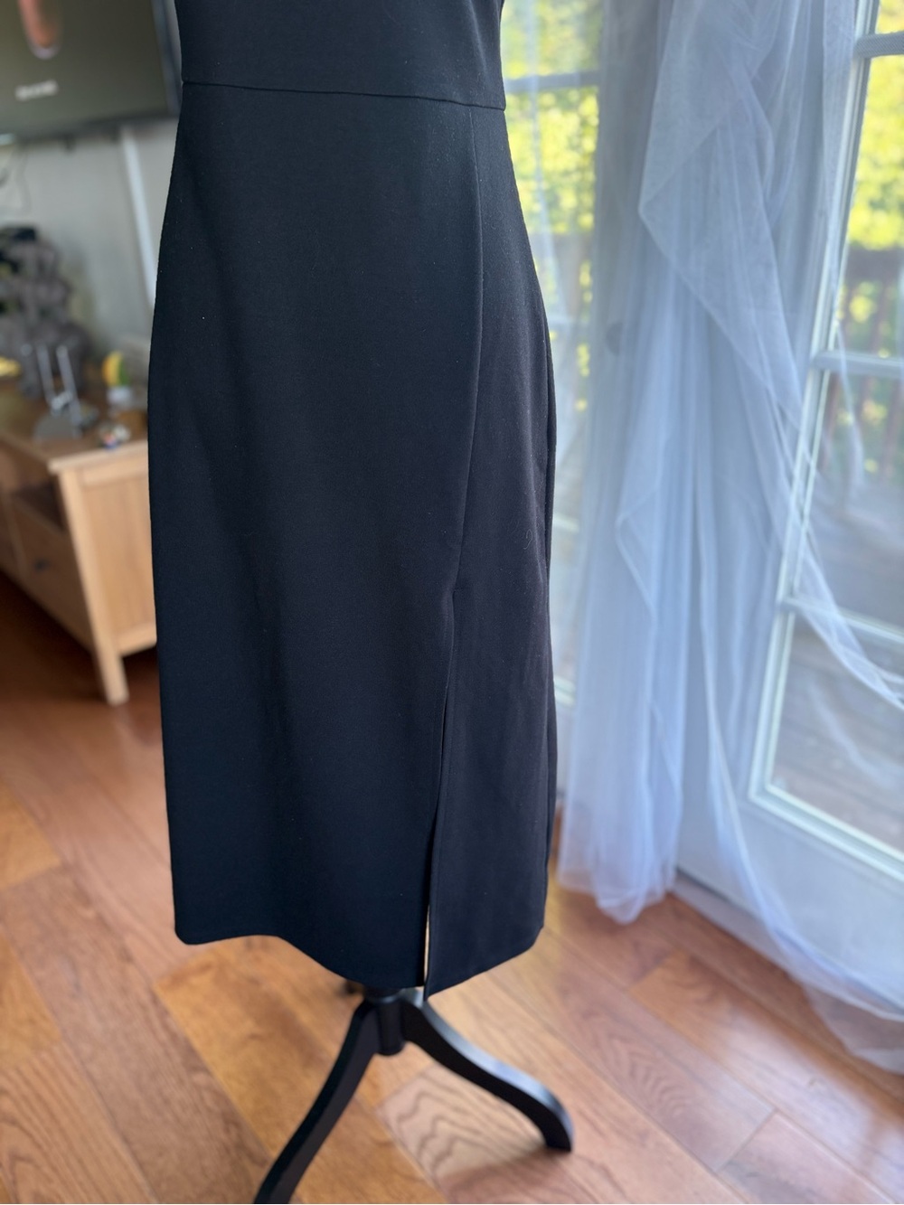 Classic Black Midi Dress with a Side Slit - Picture 6 of 7